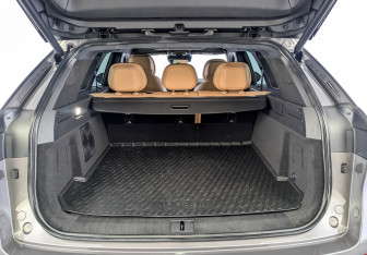 Подержанный автомобиль Jaecoo J8 2024 года (10 фото)