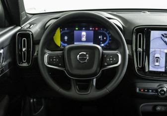 Новый Volvo XC40 2024 (13 фото)
