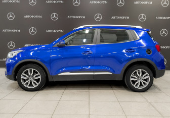 Подержанный автомобиль Chery Tiggo 4 2022 года (8 фото)