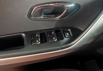 Подержанный автомобиль Kia Ceed Hatchback 2016 года (16 фото)