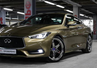 Подержанный автомобиль Infiniti Q60 Coupe 2017 года (23 фото)