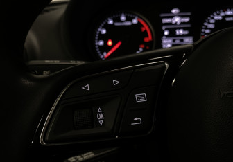 Подержанный автомобиль Audi A3 Sedan 2018 года (23 фото)