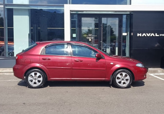 Подержанный автомобиль Chevrolet Lacetti Hatchback 2008 года (4 фото)