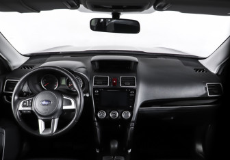 Подержанный автомобиль Subaru Forester Suv 2017 года (17 фото)
