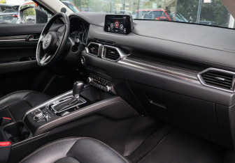 Подержанный автомобиль Mazda CX-5 2019 года (7 фото)