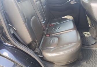 Подержанный автомобиль Nissan Pathfinder 2010 года (11 фото)
