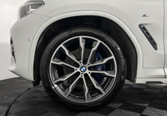 Подержанный автомобиль BMW X4 2019 года (7 фото)