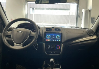 Подержанный автомобиль LADA (ВАЗ) Granta Hatchback 2018 года (11 фото)