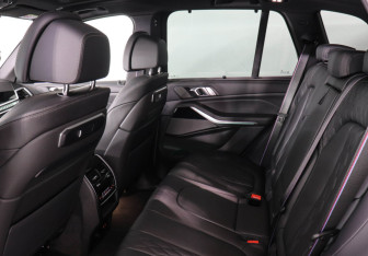 Новый BMW X5 2025 (14 фото)