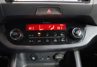 Подержанный автомобиль Kia Sportage 2014 года (20 фото)