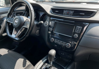 Подержанный автомобиль Nissan X-Trail 2020 года (9 фото)