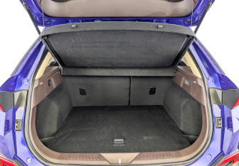 Подержанный автомобиль FAW Bestune T77 2022 года (10 фото)