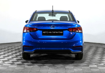 Подержанный автомобиль Hyundai Solaris Sedan 2017 года (4 фото)