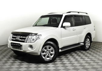 Подержанный автомобиль Mitsubishi Pajero 2014 года (1 фото)