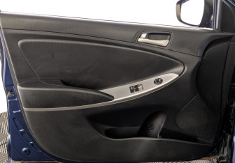 Подержанный автомобиль Hyundai Solaris Sedan 2014 года (19 фото)