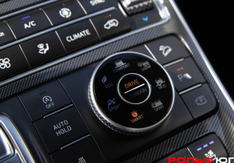 Подержанный автомобиль Hyundai Santa Fe 2021 года (20 фото)