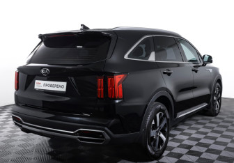 Подержанный автомобиль Kia Sorento 2020 года (5 фото)