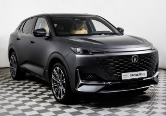 Подержанный автомобиль Changan UNI-K 2024 года (3 фото)