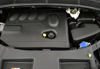 Подержанный автомобиль Ford S-MAX 2014 года (5 фото)