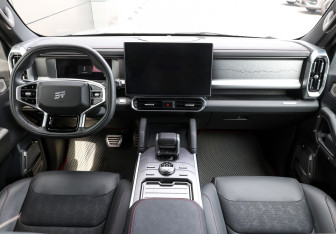 Подержанный автомобиль Jetour T2 2024 года (14 фото)