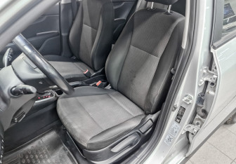 Подержанный автомобиль Kia Rio Hatchback 2021 года (20 фото)