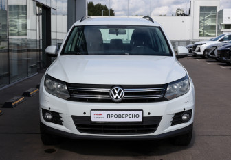 Подержанный автомобиль Volkswagen Tiguan 2015 года (2 фото)