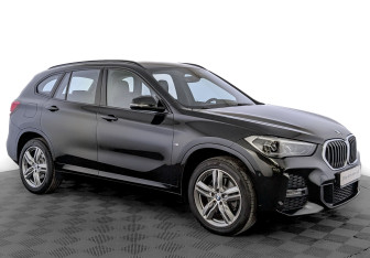 Подержанный автомобиль BMW X1 2020 года (3 фото)