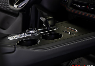 Подержанный автомобиль Changan UNI-K 2023 года (15 фото)