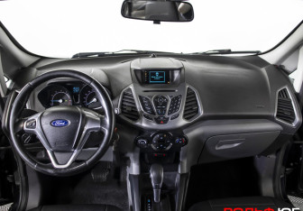 Подержанный автомобиль Ford EcoSport 2014 года (12 фото)