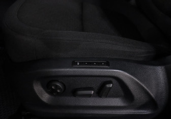 Подержанный автомобиль Skoda Yeti 2013 года (9 фото)