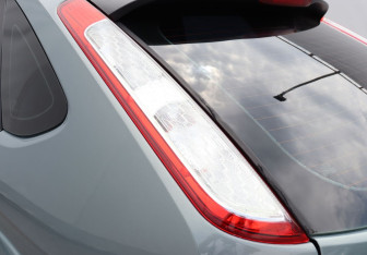 Подержанный автомобиль Ford Focus Hatchback 2009 года (20 фото)