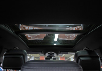 Подержанный автомобиль Porsche Macan 2021 года (22 фото)