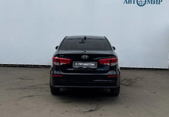Подержанный автомобиль Kia Rio Sedan 2016 года (6 фото)