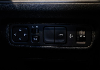 Подержанный автомобиль Changan UNI-S 2024 года (15 фото)