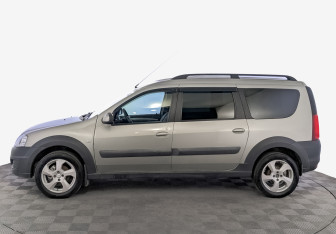 Подержанный автомобиль LADA (ВАЗ) Largus Wagon 2019 года (8 фото)