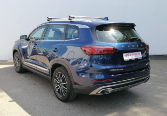 Подержанный автомобиль Chery Tiggo 8 Pro 2021 года (7 фото)