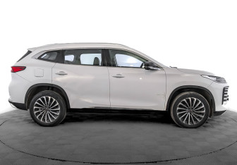 Подержанный автомобиль Exeed TXL 2022 года (4 фото)