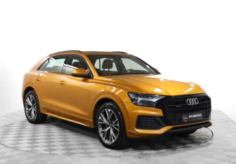 Подержанный автомобиль Audi Q8 2021 года (3 фото)