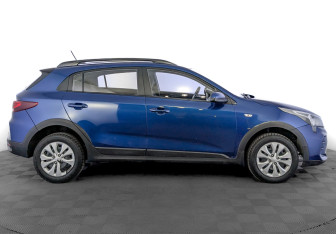 Подержанный автомобиль Kia Rio Hatchback 2021 года (4 фото)