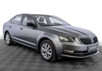 Подержанный автомобиль Skoda Octavia Liftback 2019 года (3 фото)