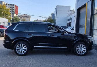 Подержанный автомобиль Volvo XC90 2018 года (4 фото)
