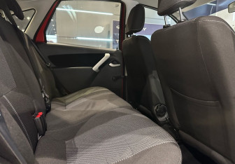 Подержанный автомобиль LADA (ВАЗ) Granta Liftback 2017 года (14 фото)