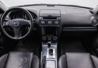 Подержанный автомобиль Mazda 6 Sedan 2006 года (13 фото)