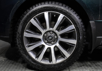 Подержанный автомобиль Land Rover Range Rover 2014 года (28 фото)