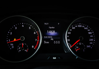 Подержанный автомобиль Volkswagen Tiguan 2021 года (16 фото)