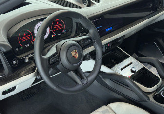 Новый Porsche Cayenne 2026 (10 фото)
