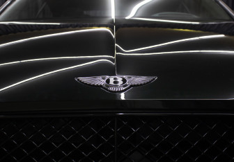 Подержанный автомобиль Bentley Continental GT Coupe 2021 года (30 фото)
