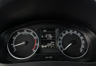 Подержанный автомобиль Skoda Rapid Liftback 2019 года (16 фото)