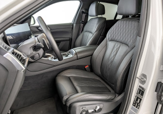 Подержанный автомобиль BMW X6 2023 года (20 фото)