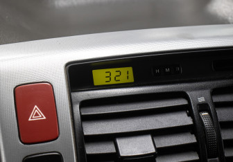 Подержанный автомобиль Hyundai Tucson 2005 года (19 фото)